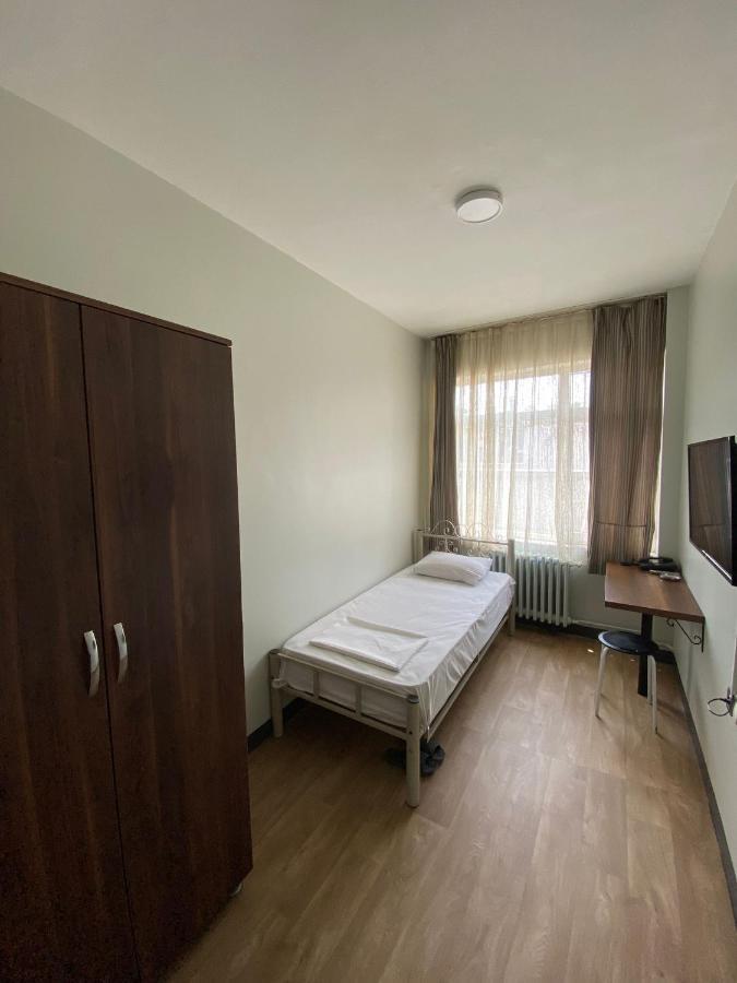 Ferah Hostel Istanbul Exterior photo